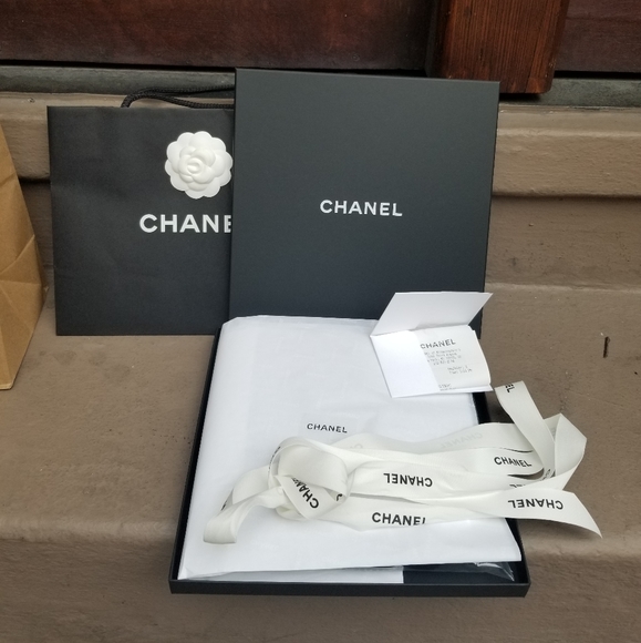 HOSTPICK!!!Chanel Logo Beanie - Picture 9 of 13